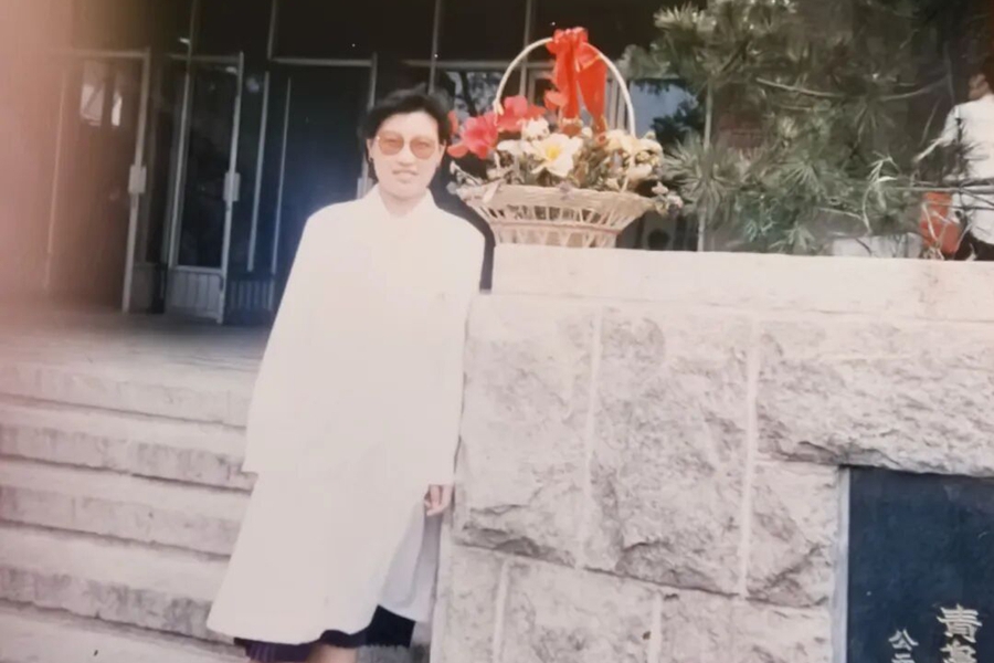 30年逆行而上:佟建宁与感染科的不解之缘