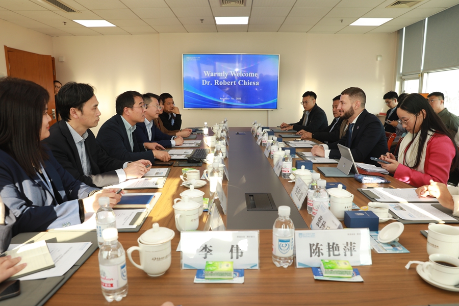 英国大奥蒙德街儿童医院专家到访青岛大学附属妇女儿童医院